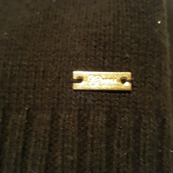Guess Brand medium sweater sequins - Picture 4 of 4